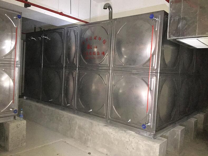 工業(yè)園區(qū)項(xiàng)目，300噸消防水箱